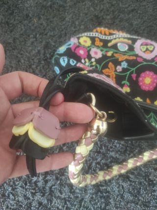 Bolso piel Parfois Bordado