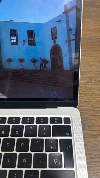 Macbook air 13’’ + apple mouse