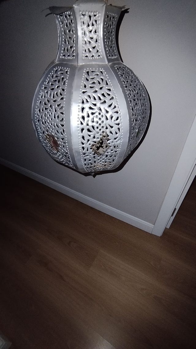 Lámpara estilo árabe