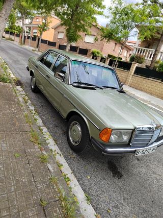 Mercedes-Benz  1993