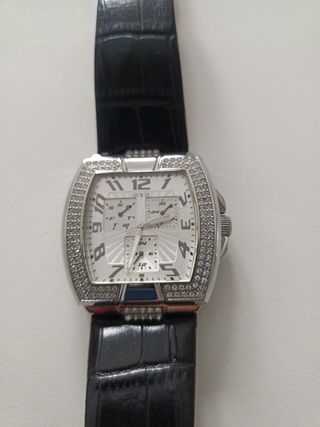 Reloj Guess acero mujer con circonitas en el bisel