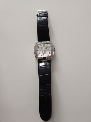 Reloj Guess acero mujer con circonitas en el bisel