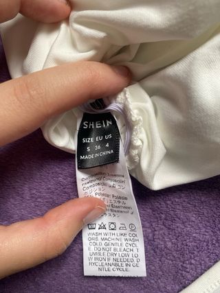 1-body blanco de shein
2-de pull and bear
Talla S