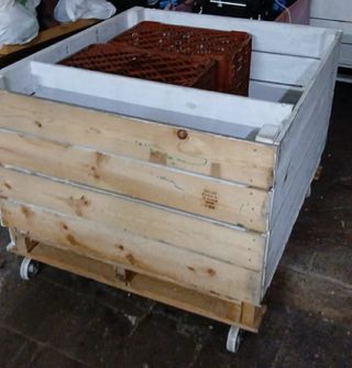 Caja expositora frutería - ruedas