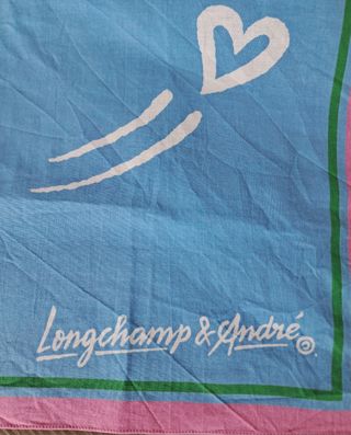 Foulard Longchamp,  edizione limitata. Nuovo