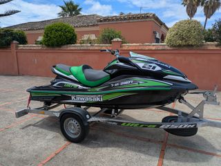 Moto de agua Kawasaki ultra 250 c.v