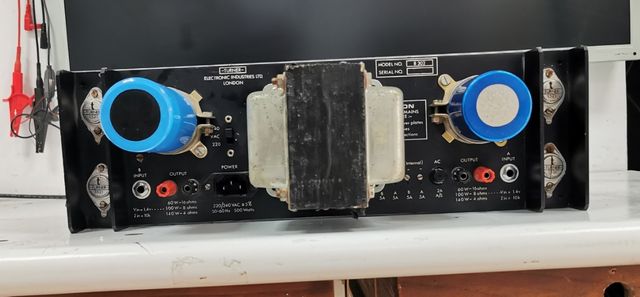 Turner B302 100W RMS – Amplificador Profesional