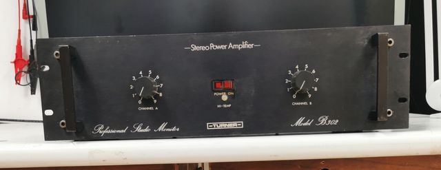 Turner B302 100W RMS – Amplificador Profesional