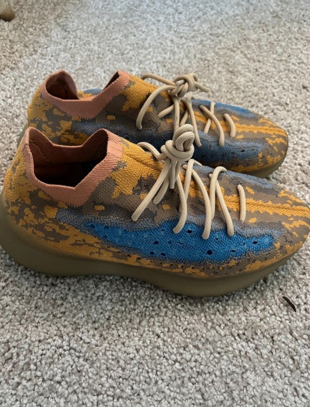 Adidas Yeezy Bellissime