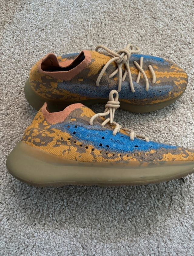 Adidas Yeezy Bellissime