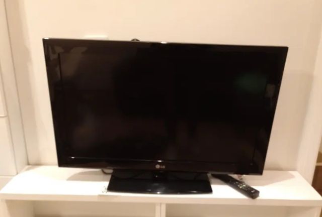 TV LG 32" - Negro