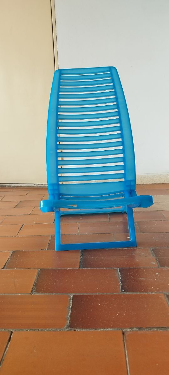 Silla plegable azul - plástico