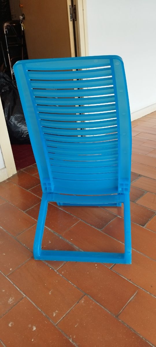 Silla plegable azul - plástico