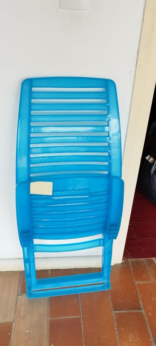 Silla plegable azul - plástico