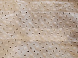 Blusa blanca bordada