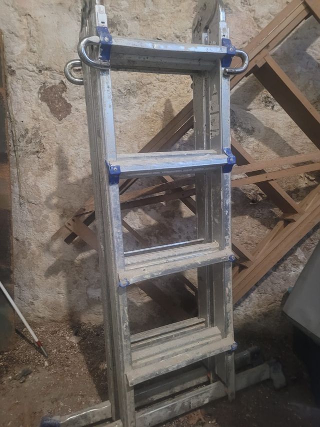 Escalera  alumunio profesional extensible