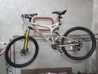 Bicicleta montaña GT se vende por no usar