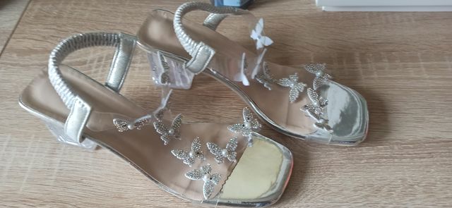 Sandalias Plataforma Mariposas