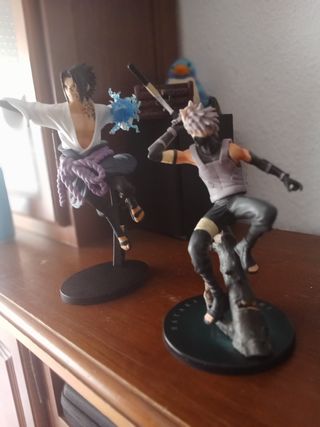 2 Figuras Naruto Shippuden: Sasuke & Kakashi