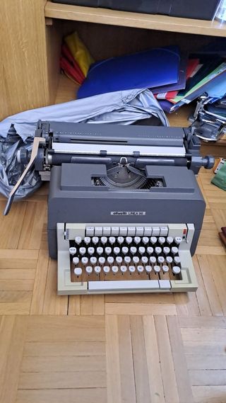 Olivetti Linea 98 - Máquina de escribir