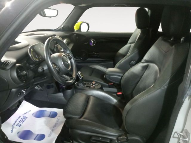 MINI Cooper Cooper SE Trim L