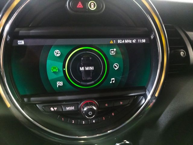 MINI Cooper Cooper SE Trim L