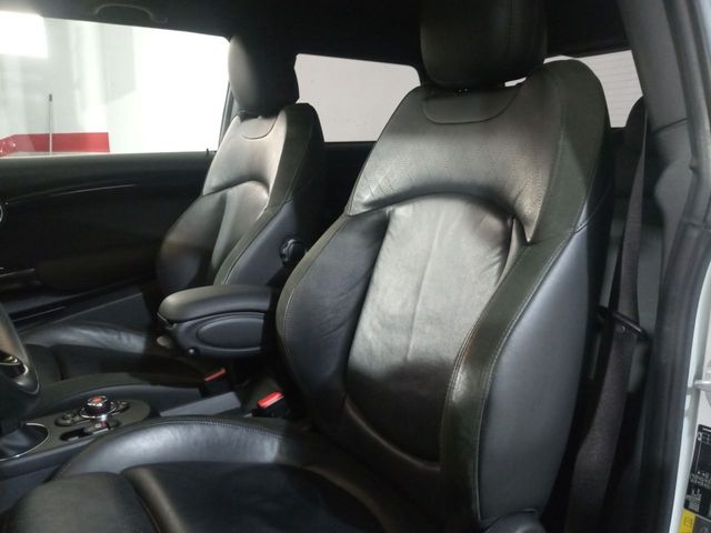 MINI Cooper Cooper SE Trim L