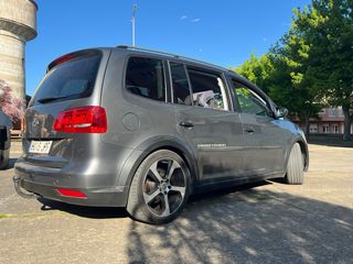 Volkswagen Touran cross