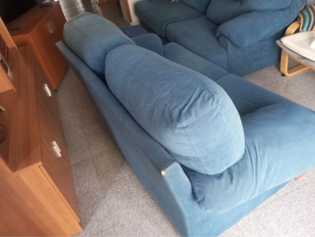 Sofá 2 plazas azul