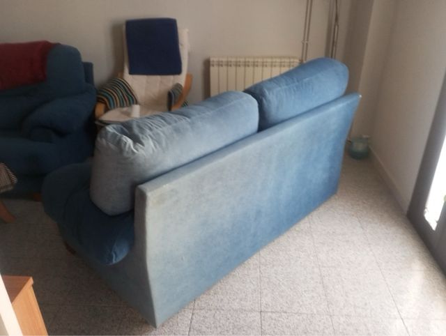 Sofá 2 plazas azul