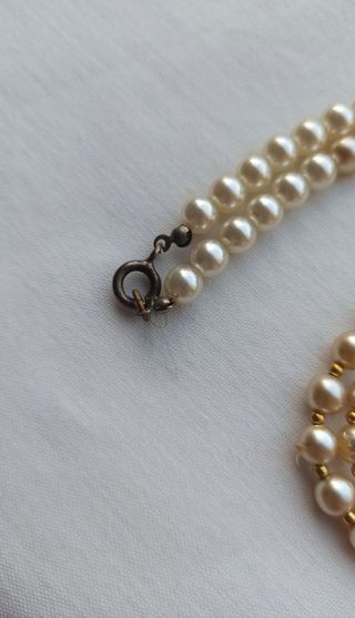 Colar pérolas falsas dourado/branco