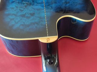 Guitarra acústica electrificada Cort