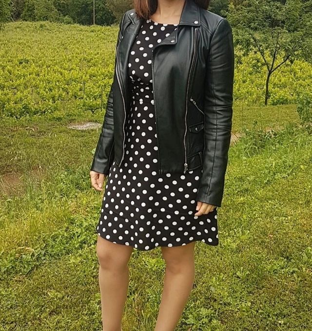 Vestido lunares blanco y negro