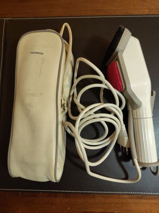 Spazzola a vapore vintage Rowenta con custodia