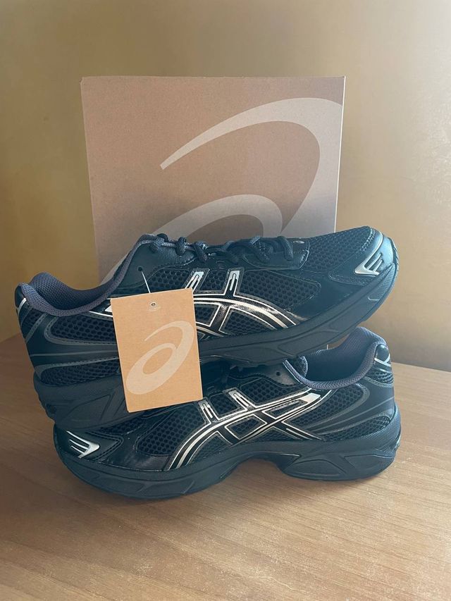 Asics Gel‐1130 Black / Silver EU 44 Nuove