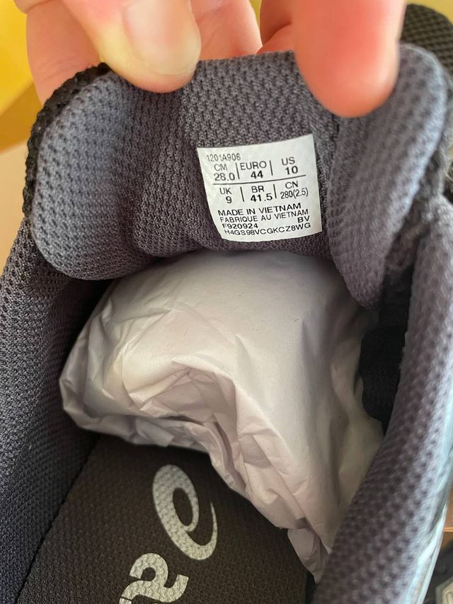 Asics Gel‐1130 Black / Silver EU 44 Nuove