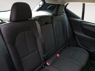 Volvo XC40 Momentum Core 2WD