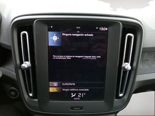 Volvo XC40 Momentum Core 2WD