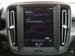 Volvo XC40 Momentum Core 2WD