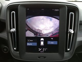 Volvo XC40 Momentum Core 2WD