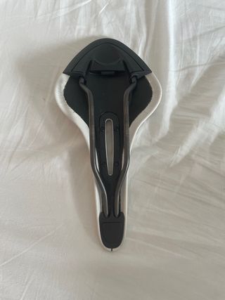 Sillín Fizik Arione R3 blanco