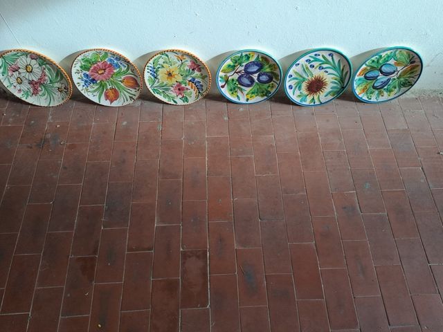 Piatti decorati da appendere alle pareti