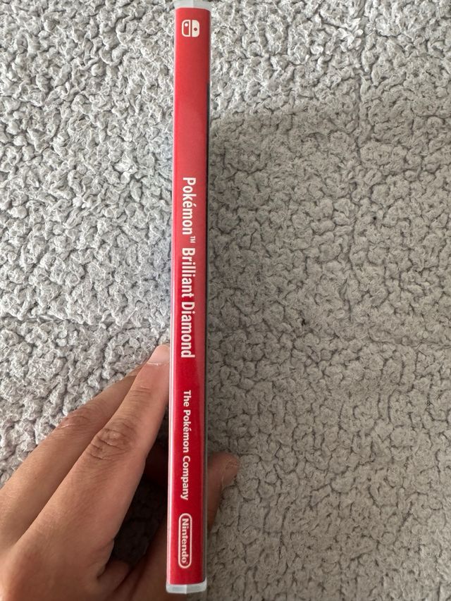 Caja del Pokémon Diamante Brillante