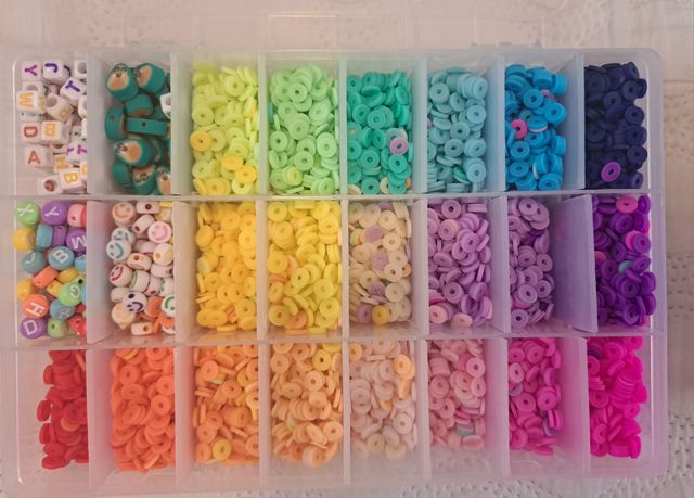 Kit bisutería: Pulseras y collares