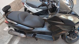 Scooter Kymco 300 superlik