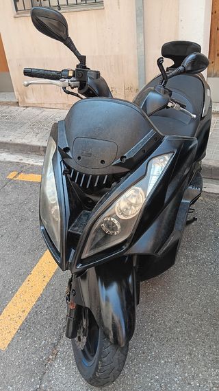 Scooter Kymco 300 superlik