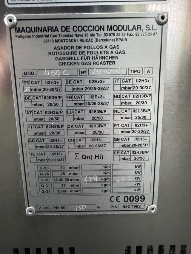 Asador de pollos MCM 