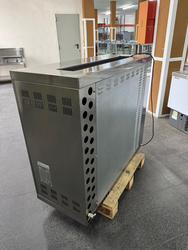 Asador de pollos MCM 