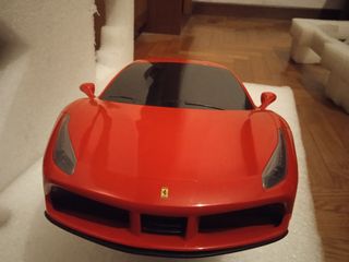 Ferrari 488 GTB telecomandata scala 1/12  
