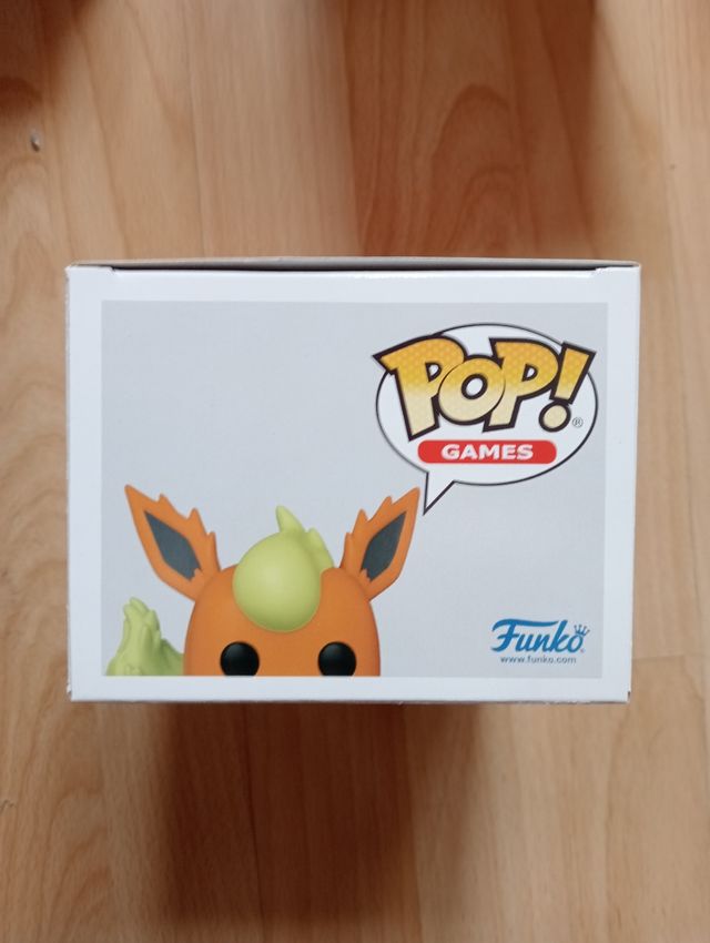 Funko pop flareon